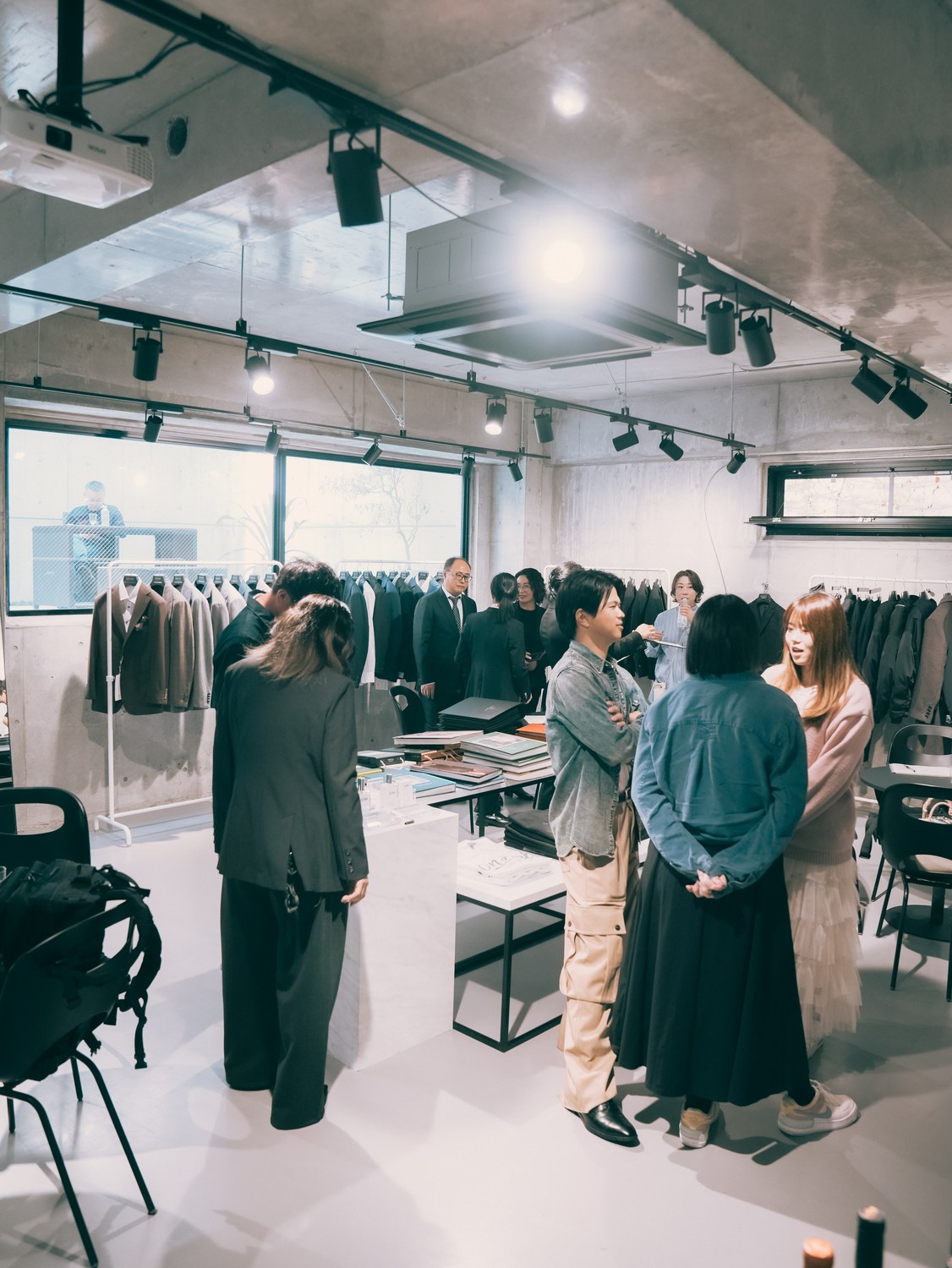 賑わう On Fleek POP UP 会場(東京)