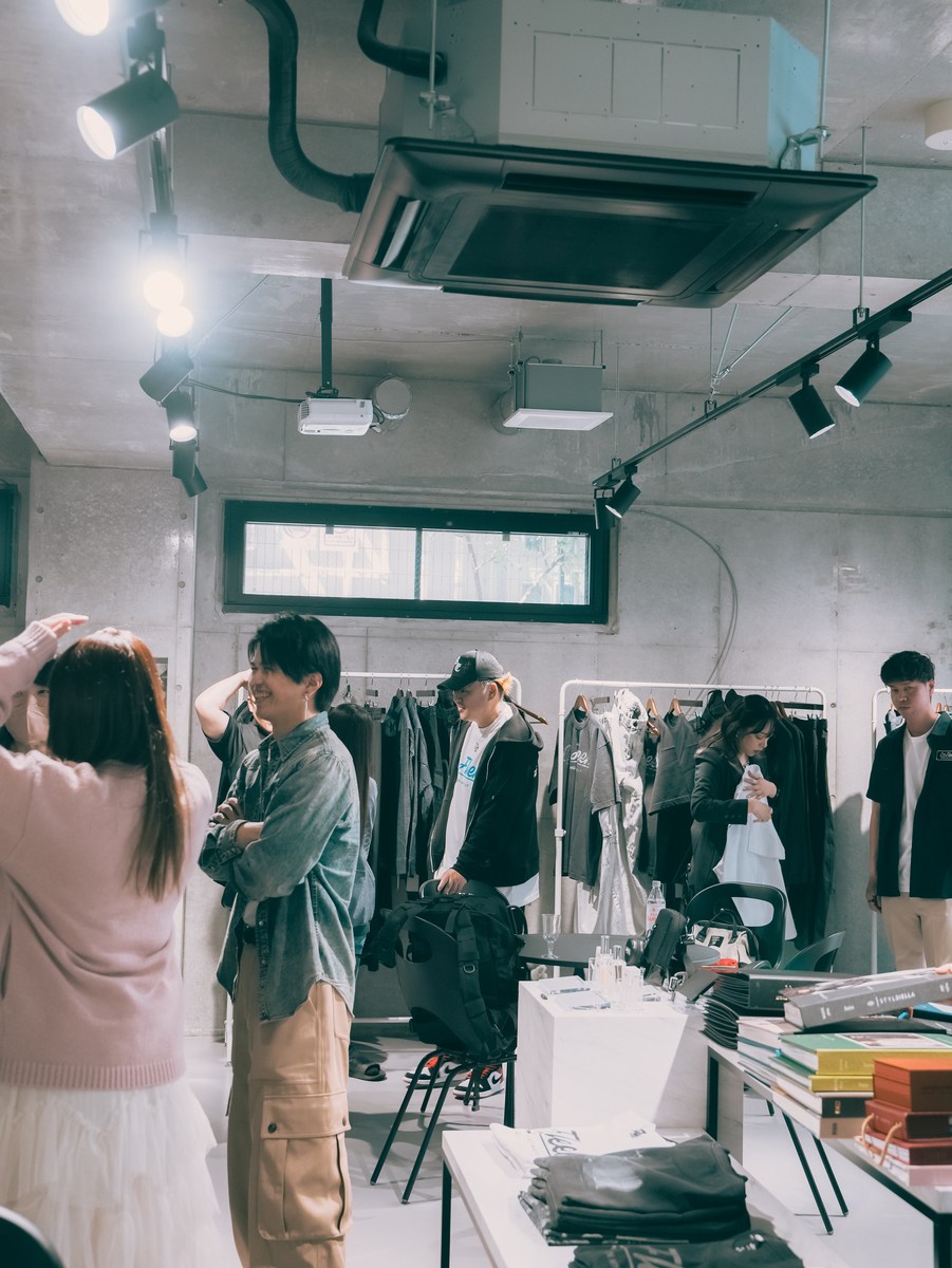 POP UP 会場でのスタイリング